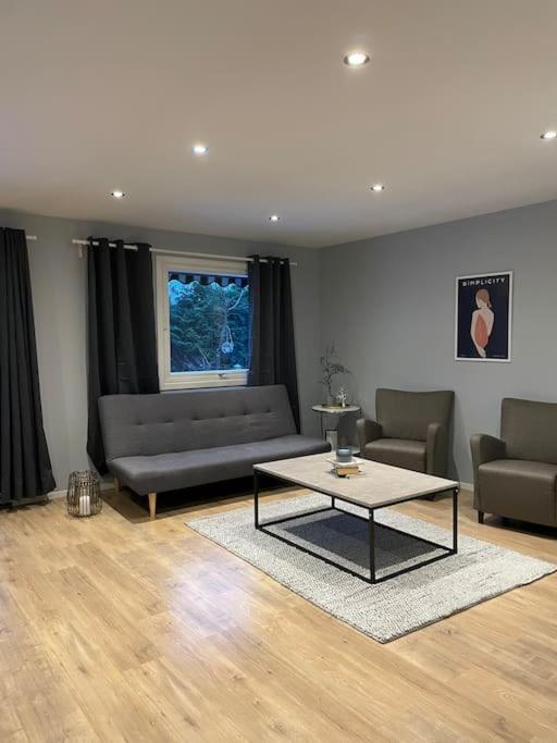 Feriehus Platinum House - Centrally Located With Facilities